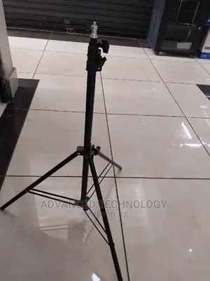 Multipurpose Light Stand 2.1m