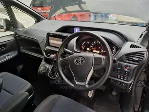 Toyota Noah 2016 Black