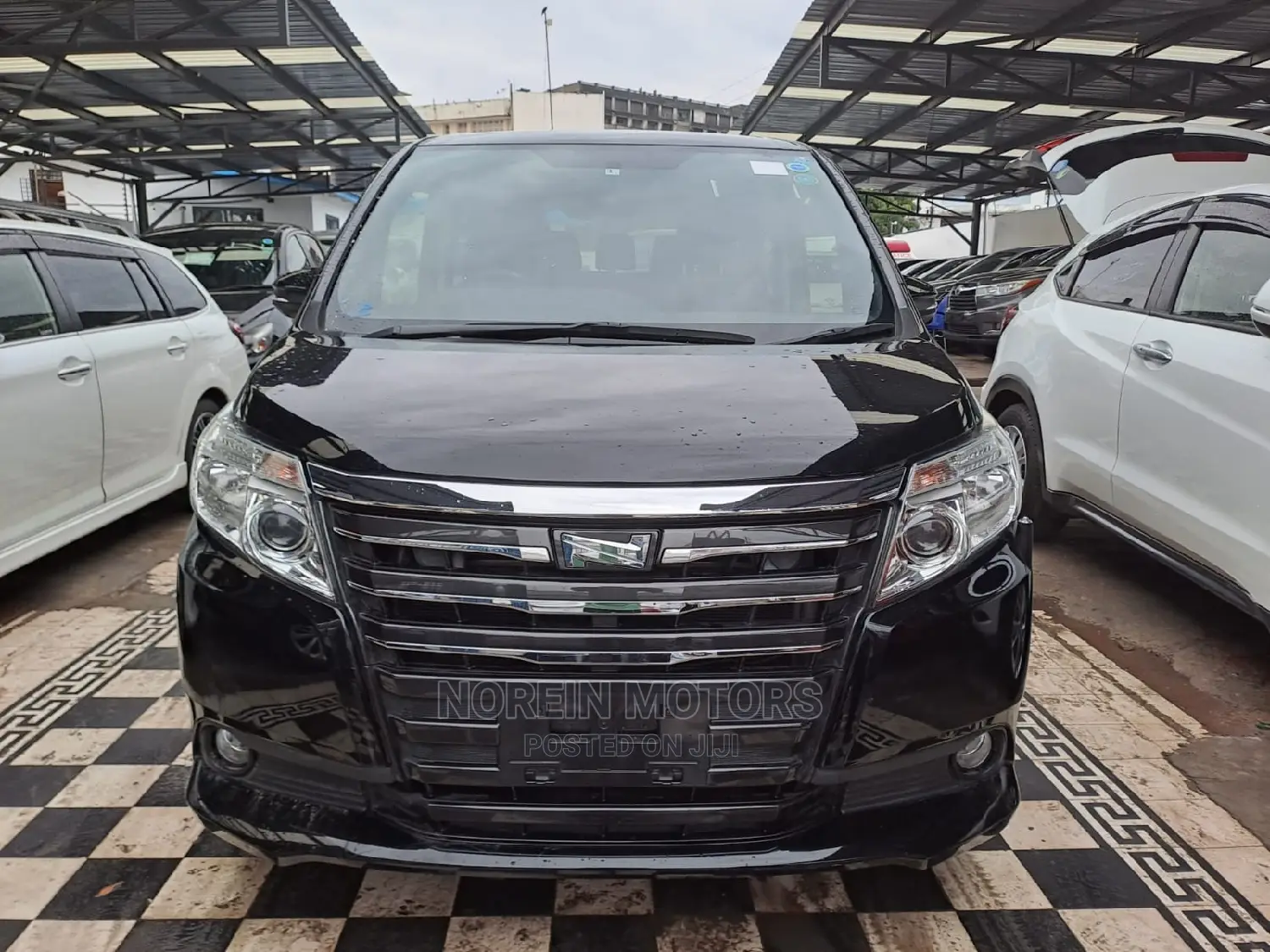 Toyota Noah 2016 Black