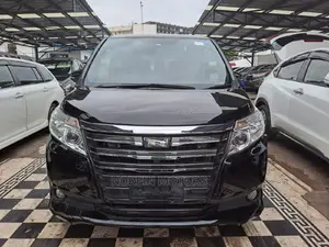 Toyota Noah 2016 Black