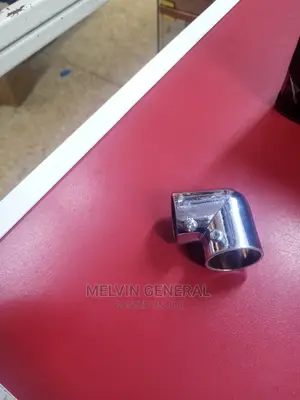 Chrome Pipe Elbow /Bend Holder. 1"