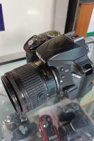 Nikon D3300 Used With Battery, Charger, Lens and Strap