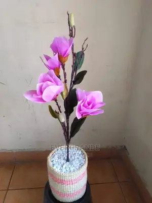 Artificial Decor Flowers With Vase +Topping