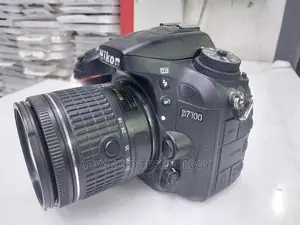 Nikon D7100 With 18-55mm Kit Lense