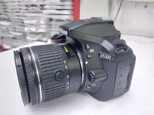 Nikon D7100 With 18-55mm Kit Lense