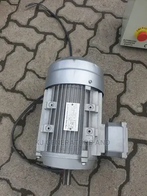 Engine/Electric Motor