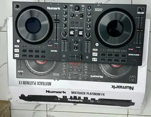 Numark Mixtrack Platinum Fx 4-Deck Dj Controller