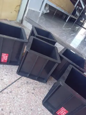 Plastic Concterete Cubes
