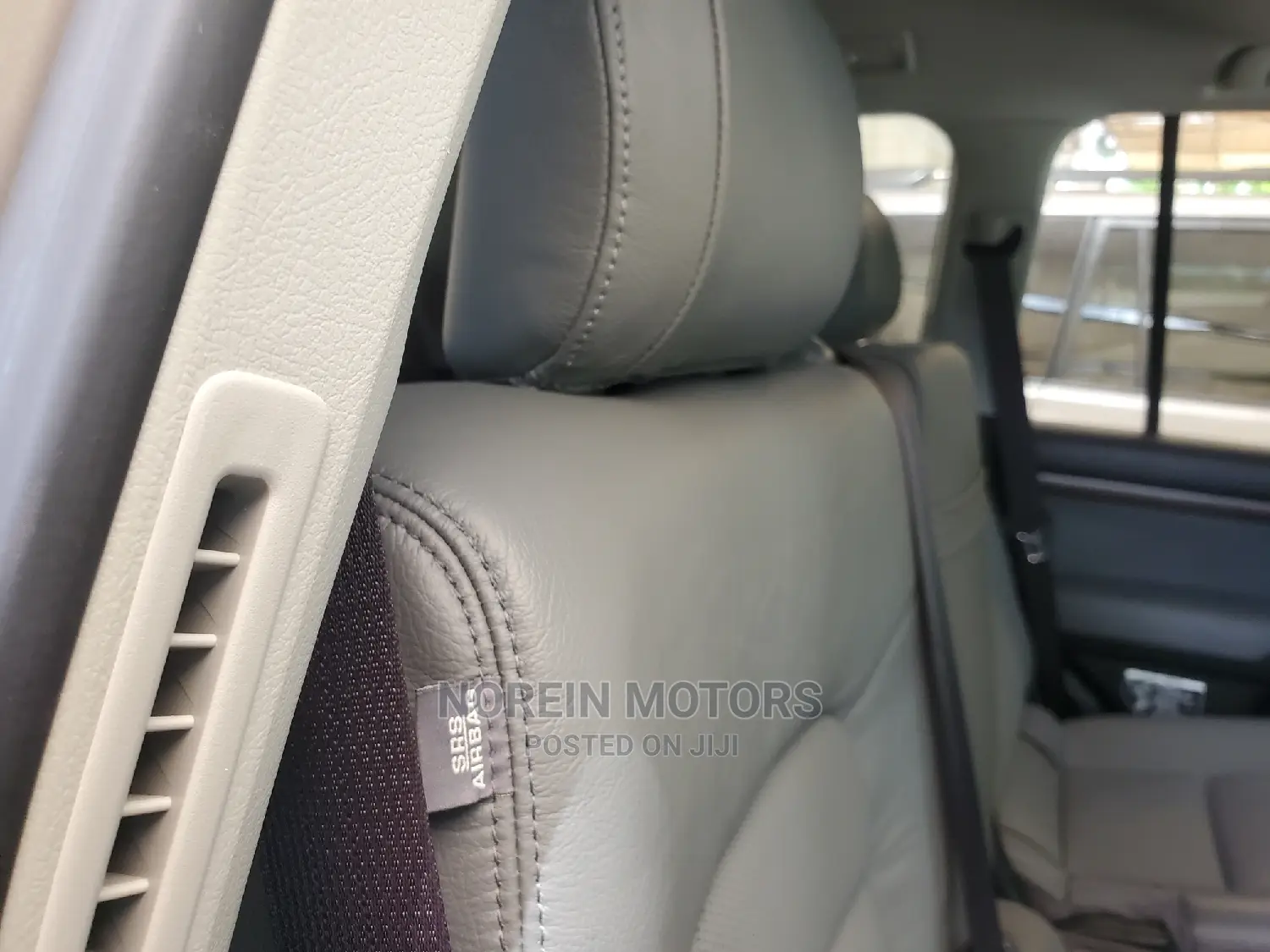Toyota Land Cruiser 2017 Gold