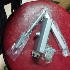 Heavy Duty Door Closer**