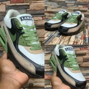Nike Airmax 90 NRG Lahar Escape KSH 3800
Size 40—-45