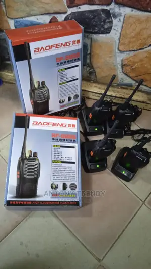 Baofeng Bf-888s Walkie Talkie 5w Handheld