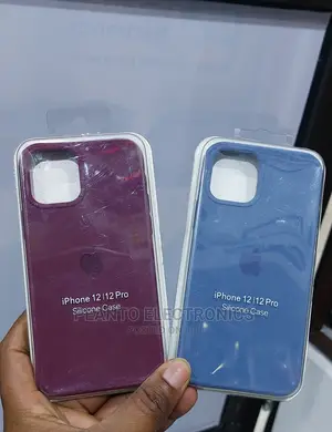 Apple iPhone 12 and iPhone 12 Pro Silicone Case