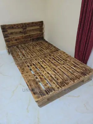 Versatile Detachable Pallet Bed on Offer!! - Bed Size 4*6