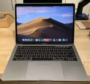 Laptop Apple MacBook 2019 16GB Intel Core I7 SSD 256GB