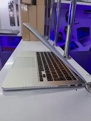 Laptop Apple MacBook Pro 8GB Intel Core i5 SSD 128GB