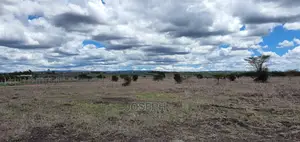 Isinya-Kiserian Road 1acre Subvidvied Into 1/8th Plots