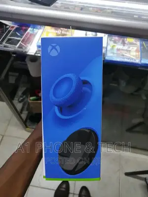 Xbox Series X|S Controller (Shock Blue)