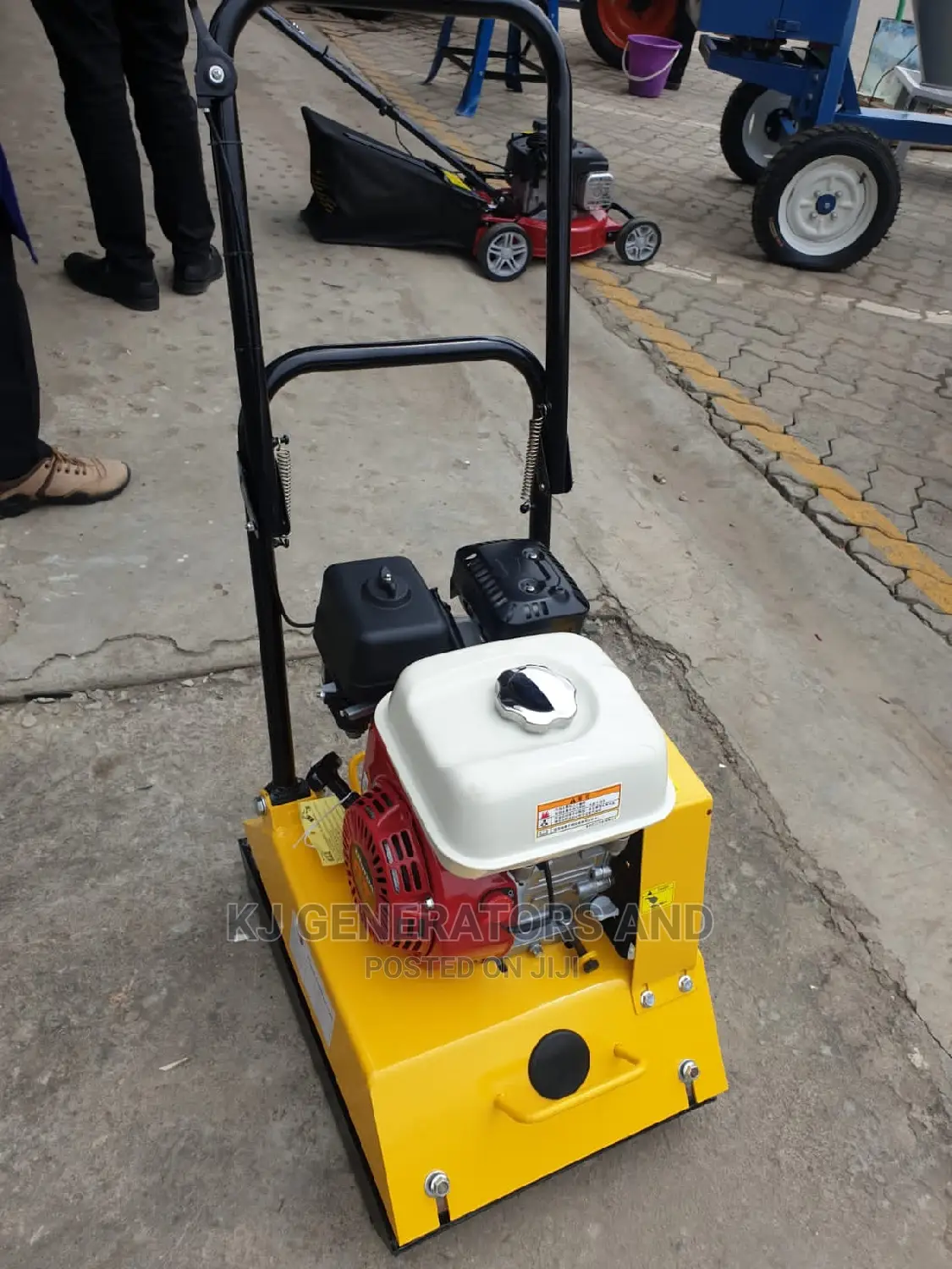 90 Reversible Plate Compactor