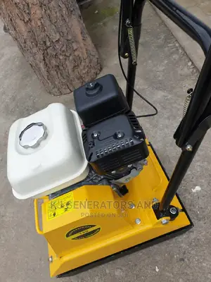 90 Reversible Plate Compactor
