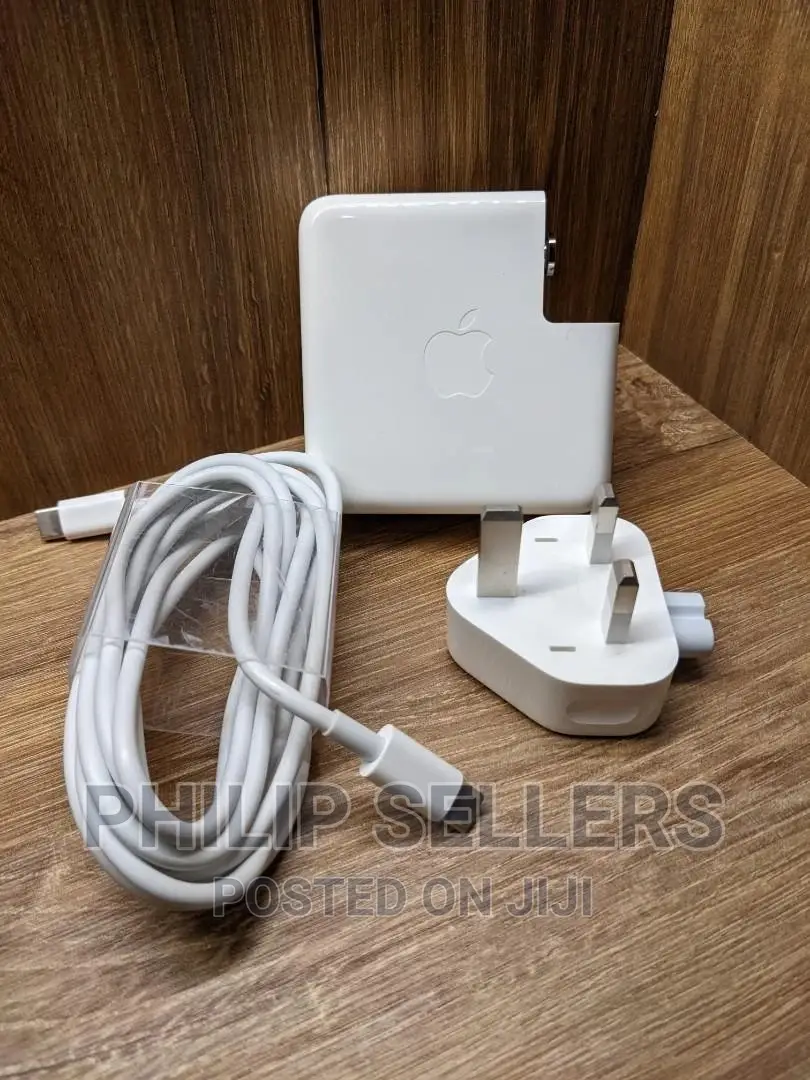 Apple 61W USB C Power Adapter With Cable