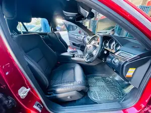 Mercedes-Benz E250 2015 Red