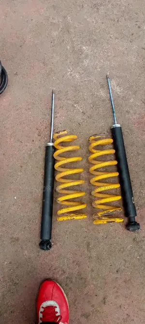 Mercedes Benz W204 Rear Shocks/ Coil Springs