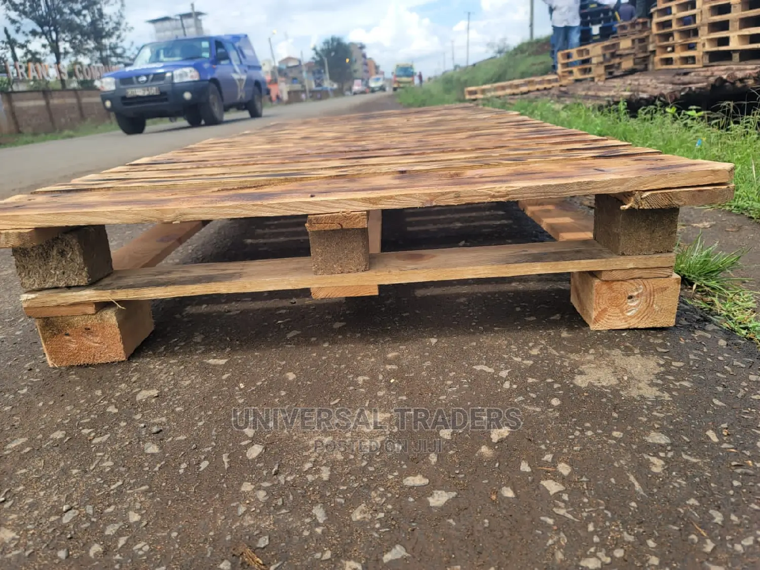 Standard Wooden Bed - Pallet Bed With Blazed Effects