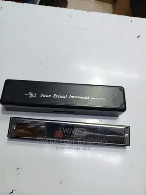 Swan Harmonica