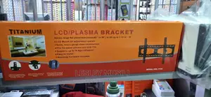 TITANIUM LCD/Plasma Wall Bracket