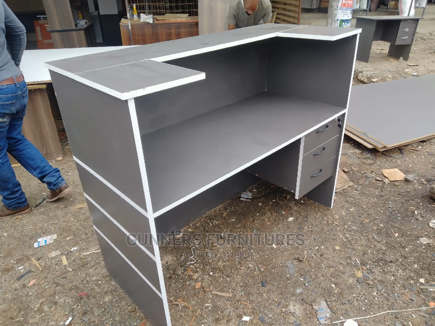 Receptionist Desk