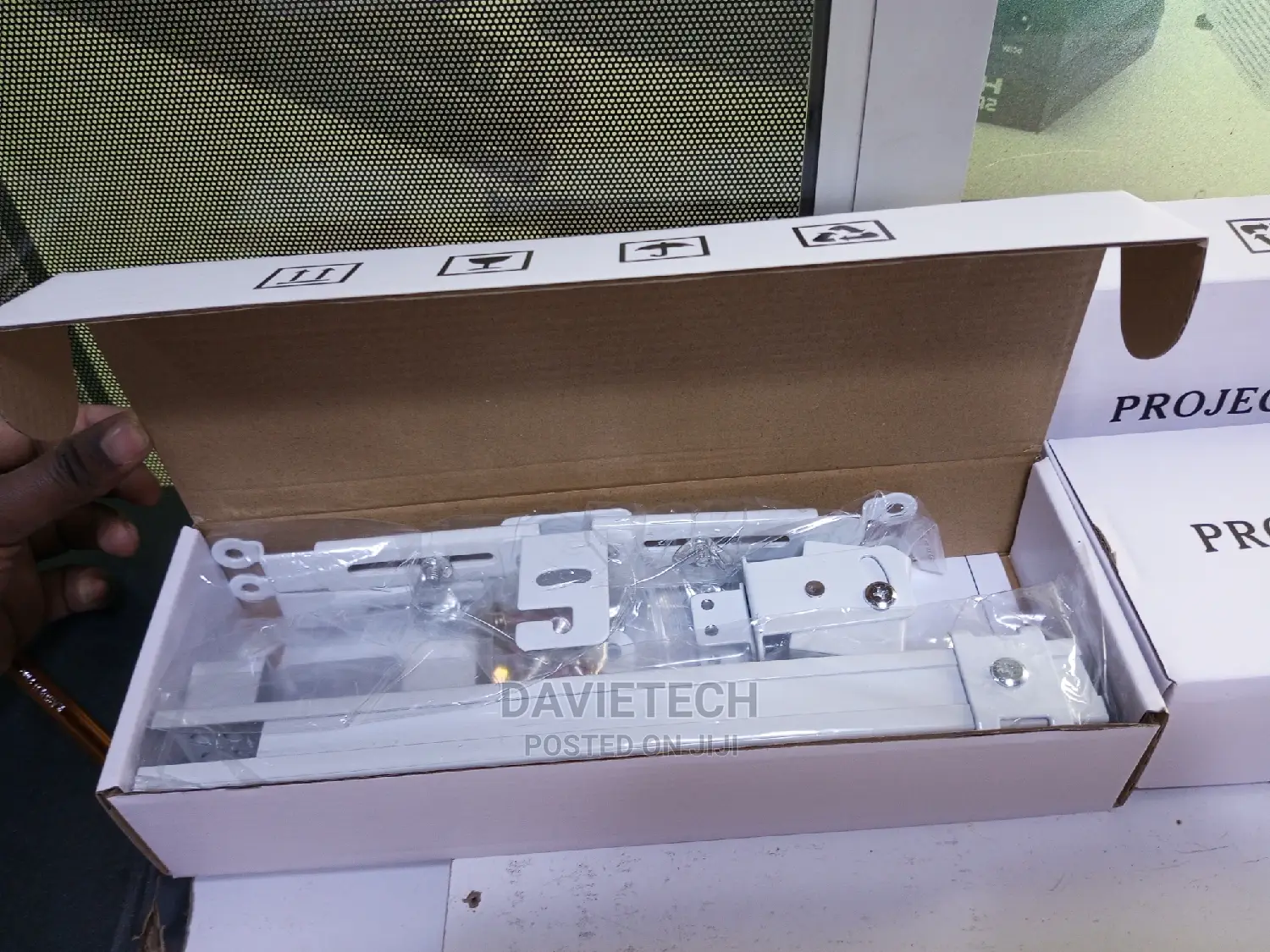 Ceiling Brackets for Projectors 