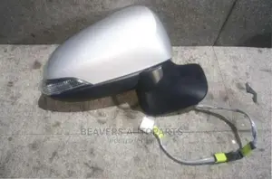 Fielder/Axio 2012-2015 Side Mirror