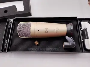 Behringer C-1