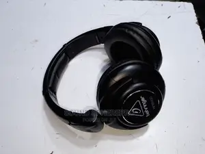 Behringer HPX6000