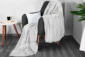 Super Warm White Fleece Blanket