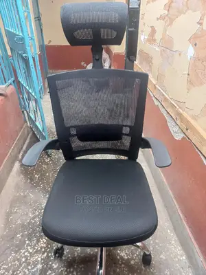 Headrest Chair