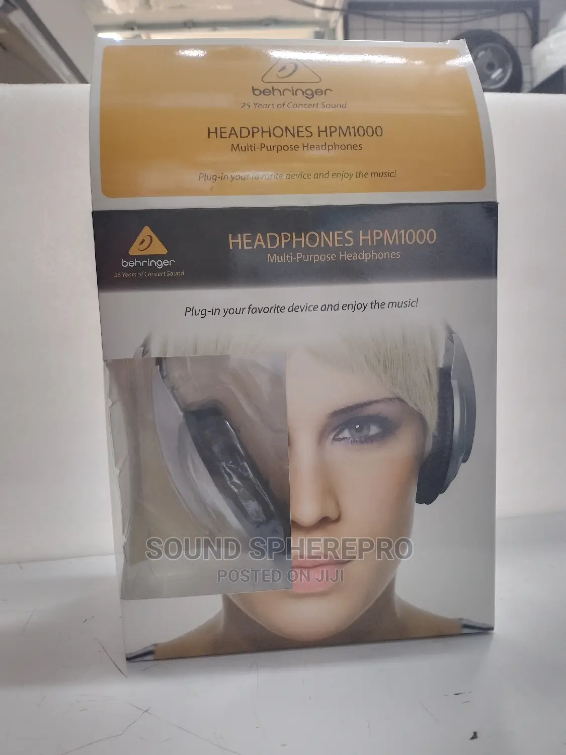 Behringer HPM 1000