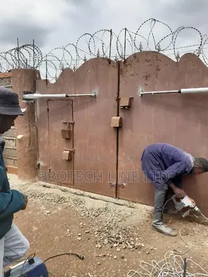Remote Automatic Gate System