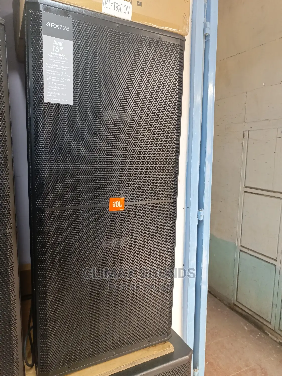 Full Range JBL Srx725