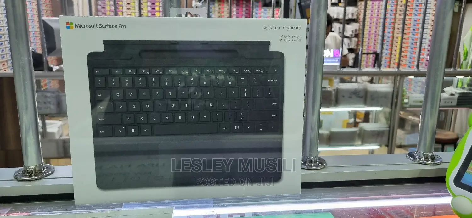 Microsoft Surface Pro 8/Surface Pro X Signature Keyboard
