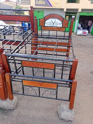 Mountain Mahogany-Metal Beds