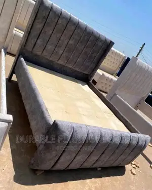 Tufted Bed 5 by 6 Grey