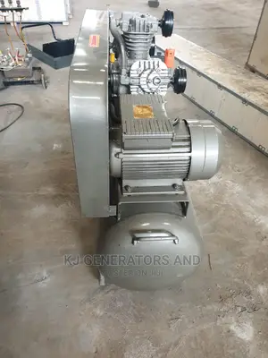 Air Compressor 200litres
