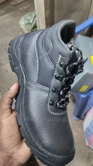 Best Quality Black Leather Safety Boots
