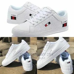 Tommy Hilfiger
40-45 
KSH 3500