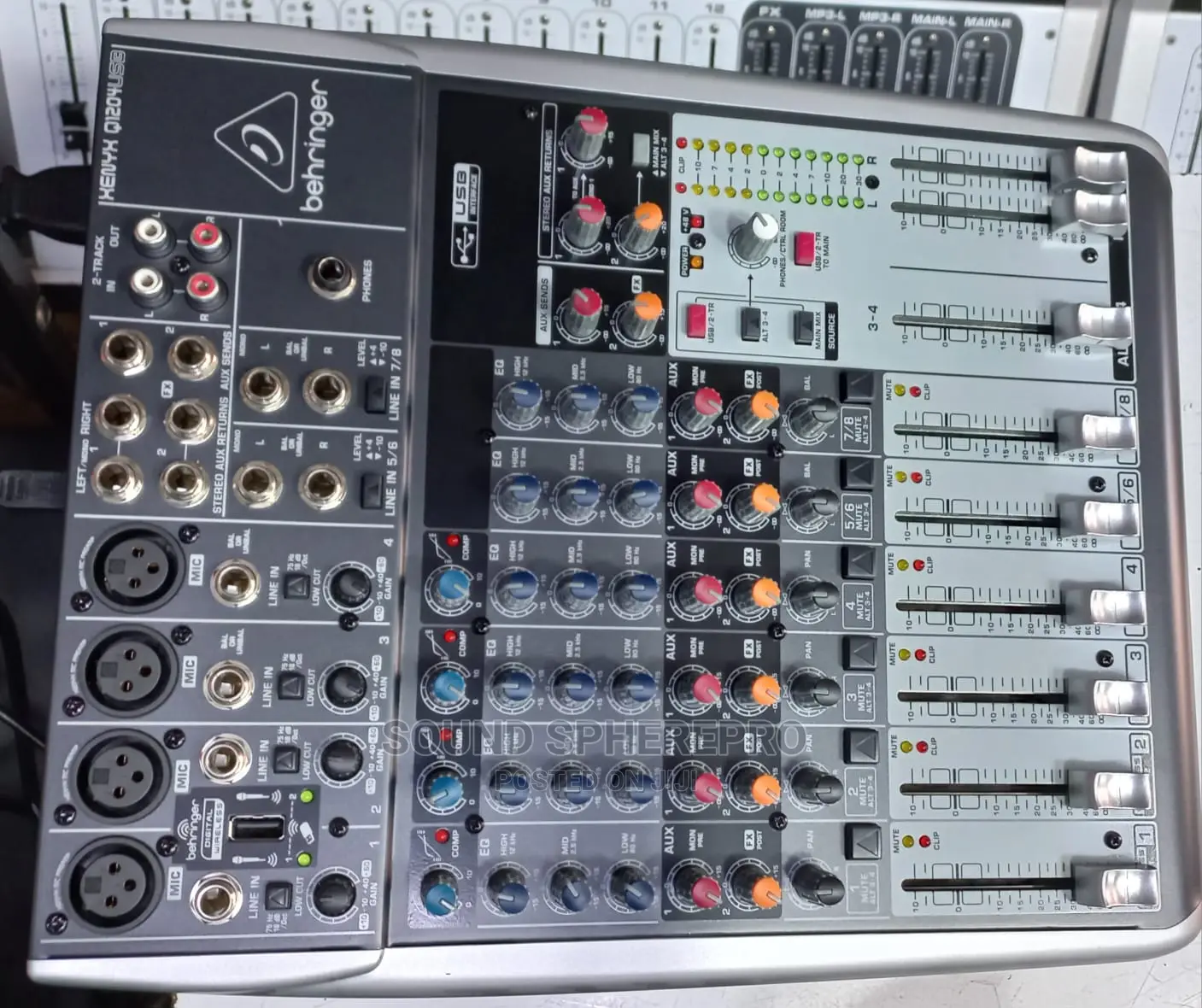 Behringer Q1204 USB Mixer