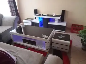 Morden Wooden Coffee Table With 2 Stools