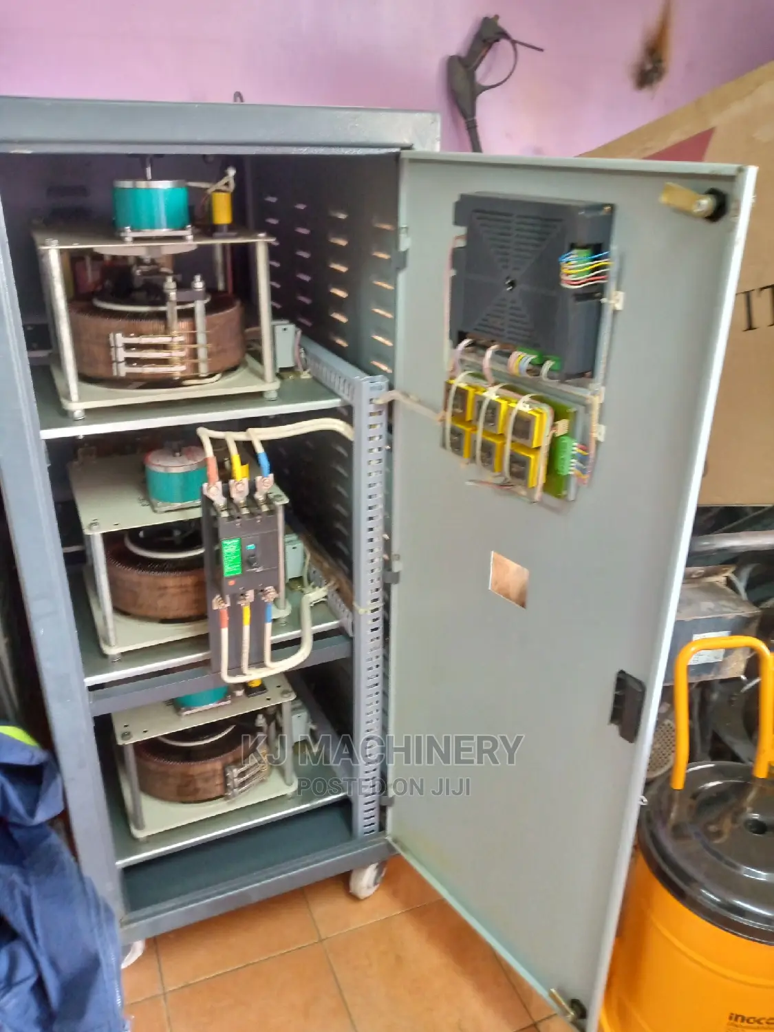Servo Voltage Stabilizer 110kva