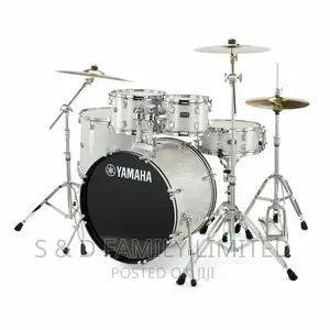 Yamaha Stage Custom Drumset